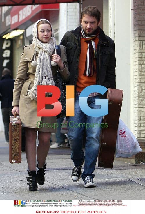 Charlotte Church and Jonathan Powell Guitar Shopping