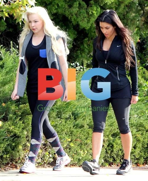 Kim Kardashian Works Out