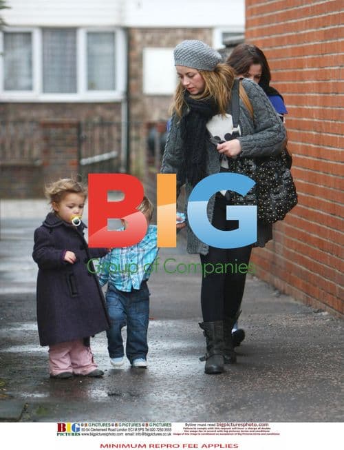 Charlotte and Maria with kids on visit