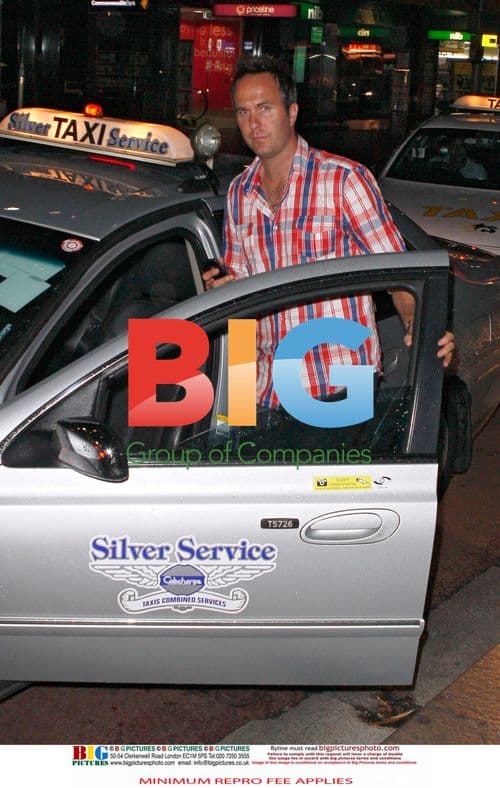 England Cricket Team Celebrates in Sydney