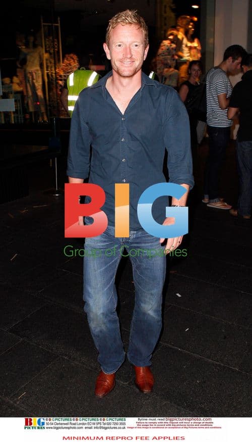 England Cricket Team Celebrates in Sydney