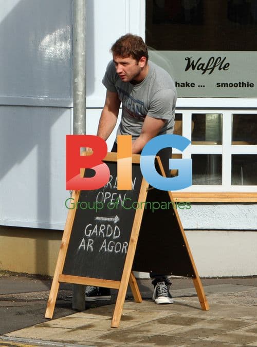 Jonathan Powell Opens Mother's Cafe