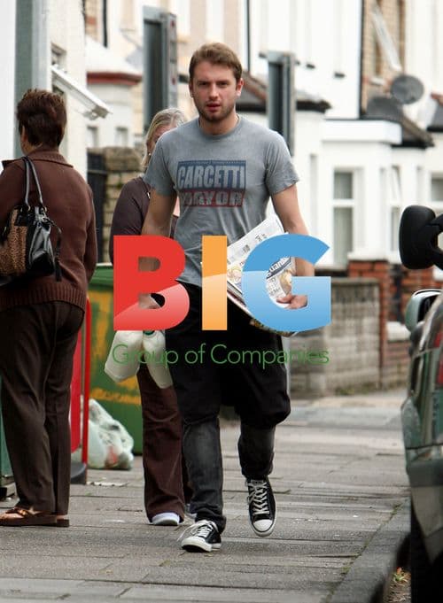 Jonathan Powell Opens Mother's Cafe in Cardiff