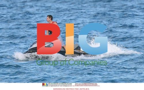 Simon Cowell Relaxing in Caribbean