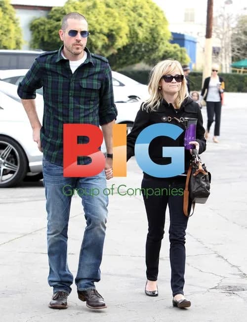 Reese Witherspoon and Jim Toth Stroll in Brentwood
