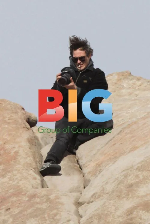 Joaquin Phoenix Climbing Vasquez Rocks