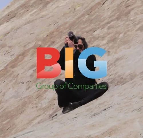 Joaquin Phoenix Rock Climbing at Vasquez Rocks