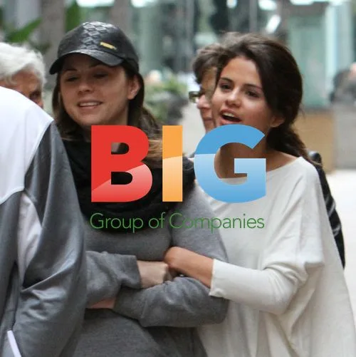 Selena Gomez and Justin Bieber Spotted Getting Lunch