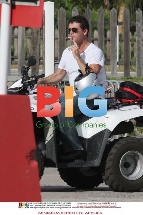 Simon Cowell and Mezhgan Hussainy on Yacht