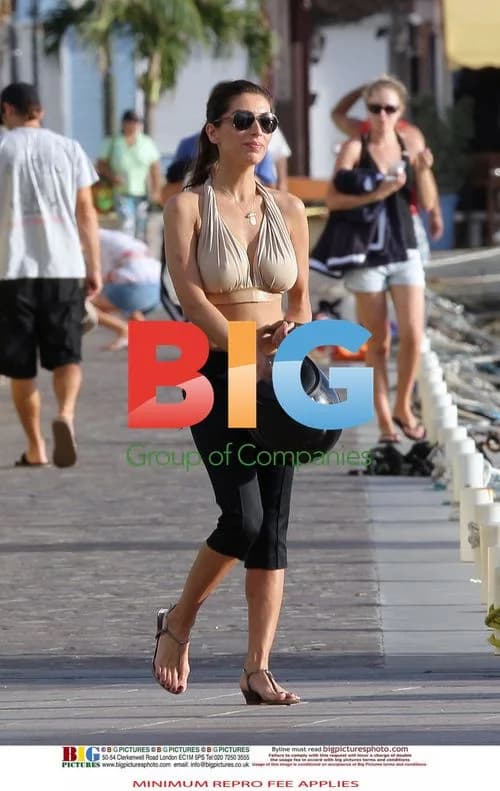 Simon Cowell and Mezhgan Hussainy on yacht