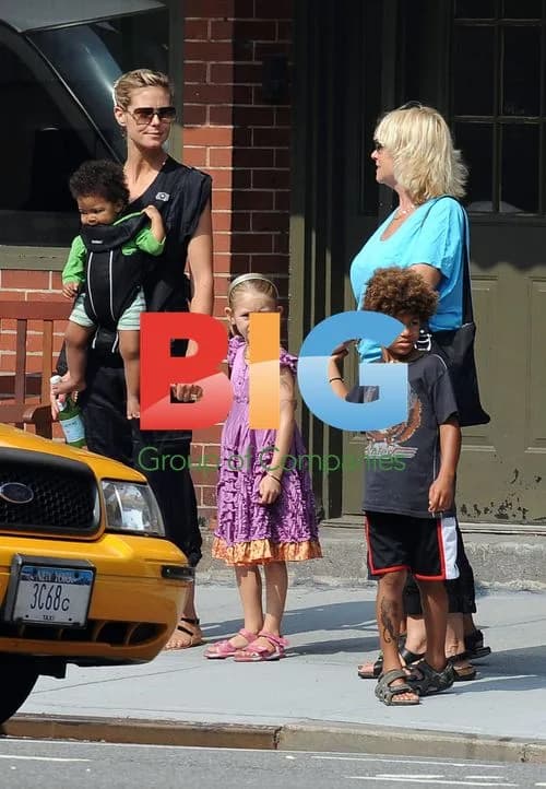 Heidi Klum with Kids at Museum