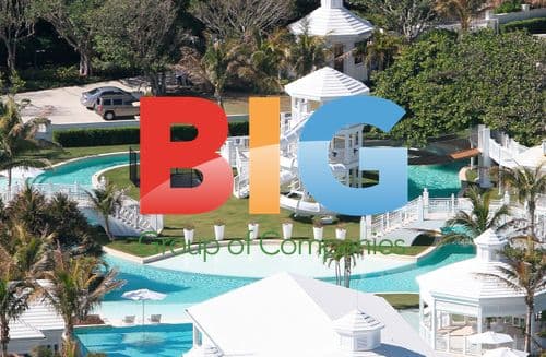 Celine Dion Arriving at Mansion