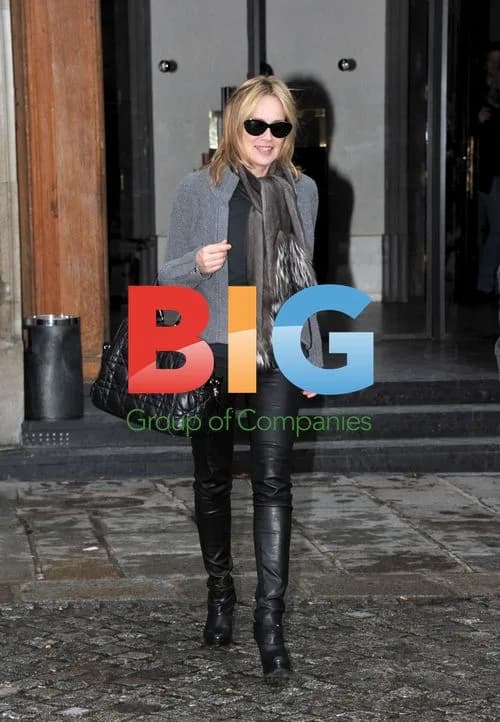 Sharon Stone Shopping in Paris