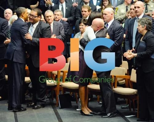 Obama, Hernandez, Obama, Kelly at Tucson Memorial