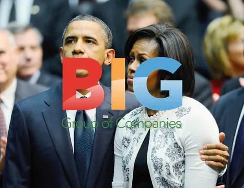 Obama Comforts Michelle at Tucson Memorial