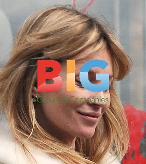 Tired Kate Moss Shopping in London