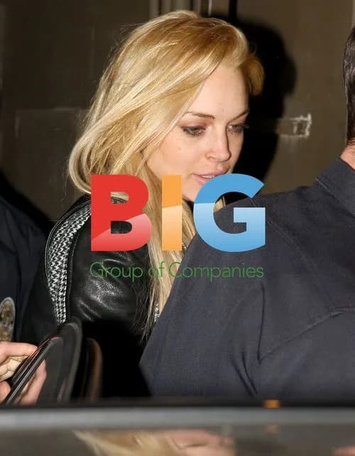 Lindsay Lohan Gets Police Escort