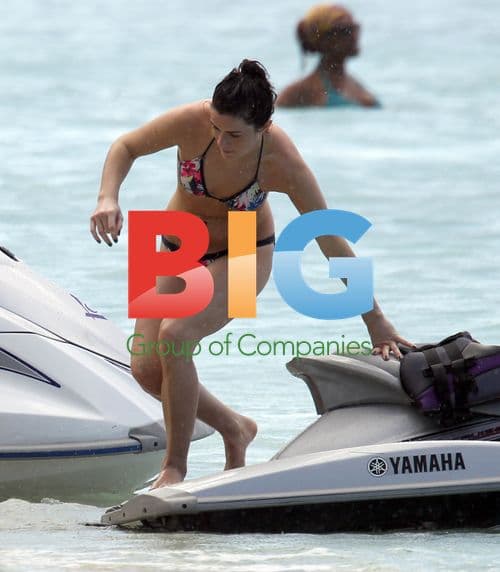 Lucie Jones On Caribbean Holiday