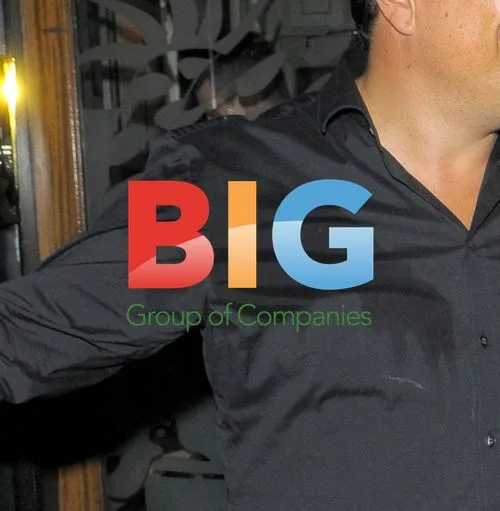Dom Joly Talks to Photographers