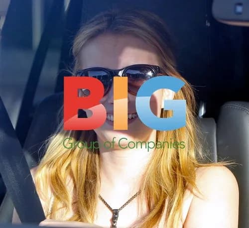 Emma Roberts Leaves Fred Segal in LA