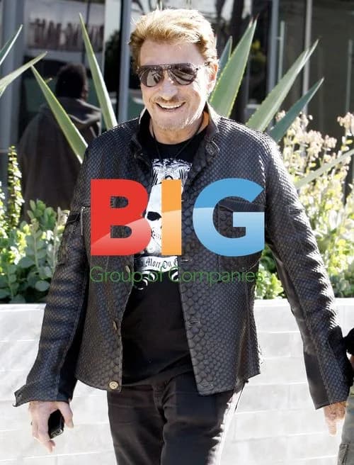 Johnny Hallyday Leaves Plastic Surgeon's Office