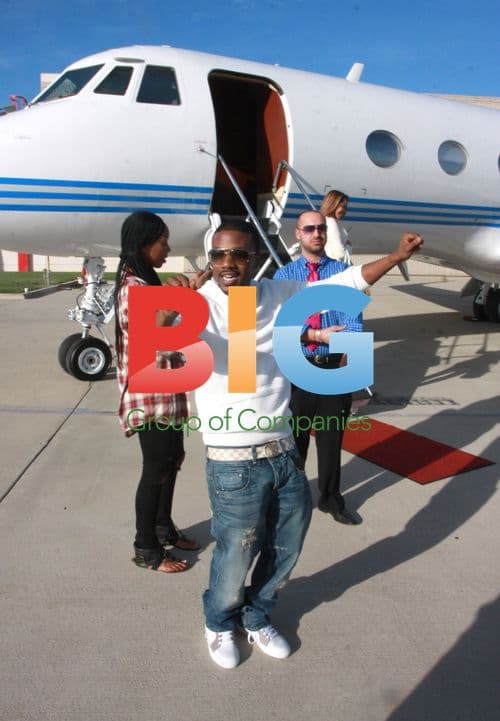 Brandy and Ray J. Norwood at LAX