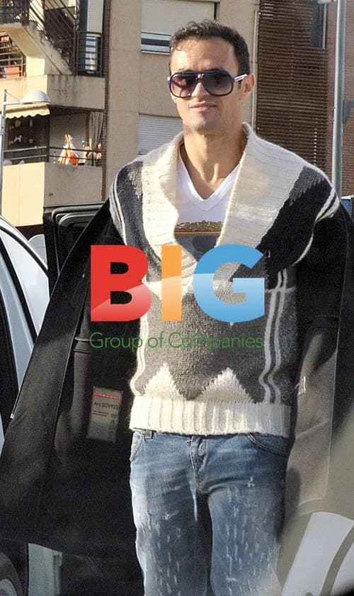 Ricardo Carvalho and wife pick up kids in Madrid