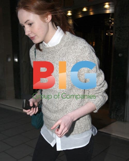 Karen Gillan Signing Autograph in London