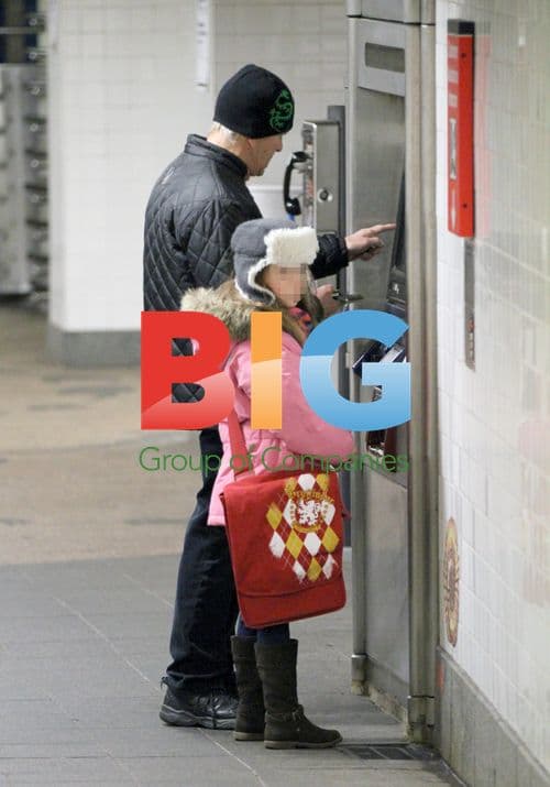 Michael Douglas takes daughter to school