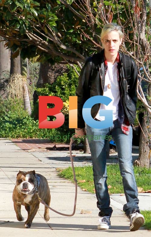 Samantha Ronson walking her dog Cadillac