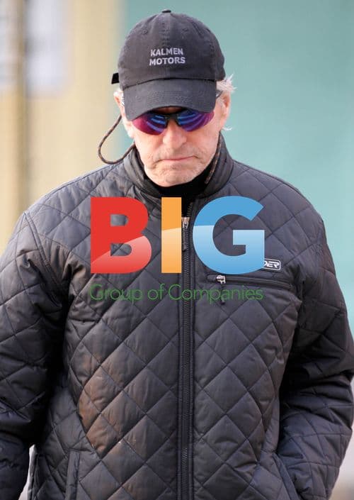 Michael Douglas takes daughter to school