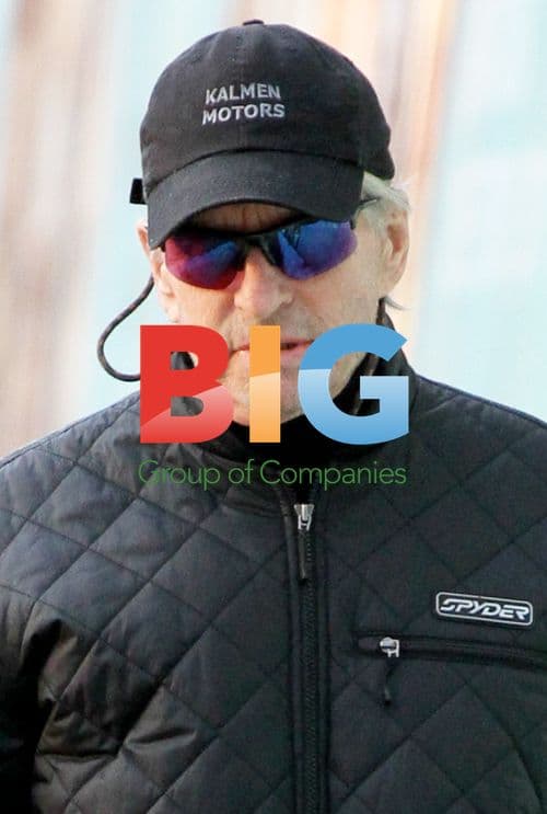 Michael Douglas takes daughter to school