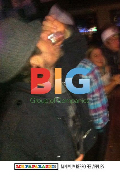 Orlando Bloom Drinks at Pikey's Bar