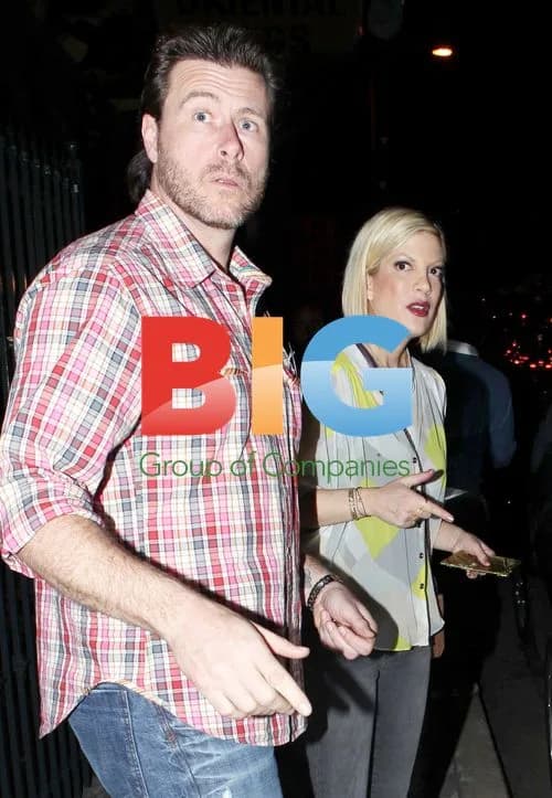Tori Spelling and Dean Mcdermott Leaving Dinner in Malibu
