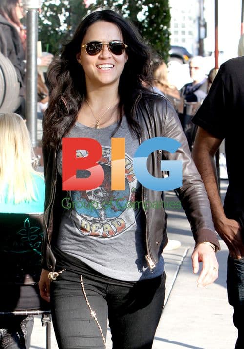 Michelle Rodriguez Leaves Urth Cafe