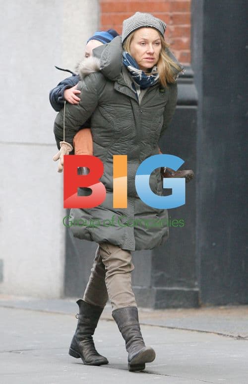 Naomi Watts Gives Son a Piggyback in NYC