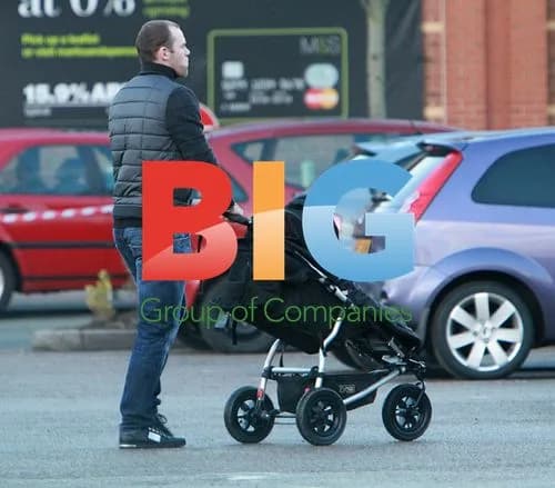 Wayne & Coleen Rooney Out Shopping in Cheshire