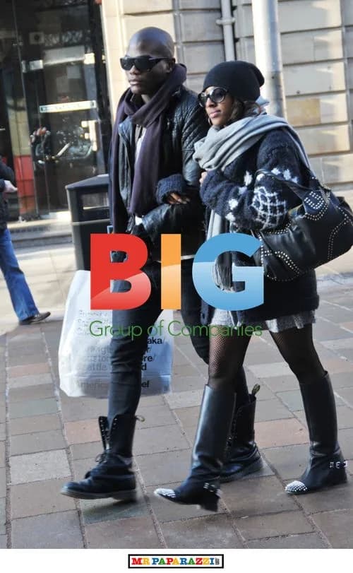 Alexandra Burke Shopping in Glasgow