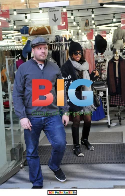 Alexandra Burke Shopping in Glasgow