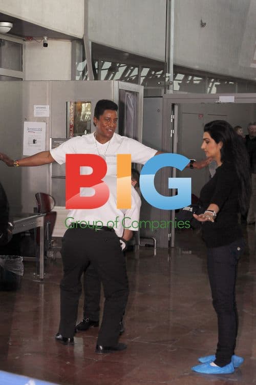 Jermaine Jackson Leaves NRJ Music Awards