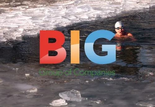Chinese seniors swim in frozen Beijing lake
