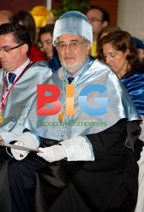 Placido Domingo receives Spanish arts award