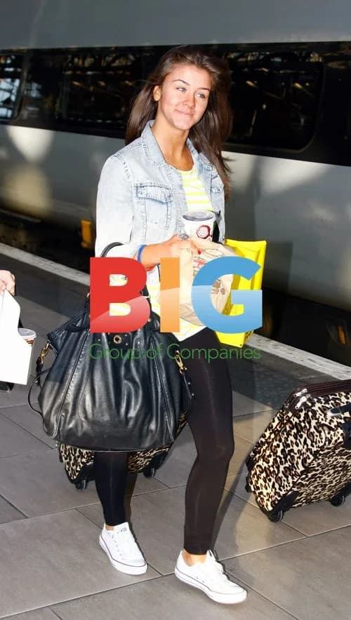 Corrie's Brooke Vincent Spotted at Train Station