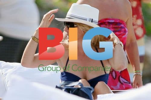 Rosanna Arquette and Boyfriend on Yacht in St Barth