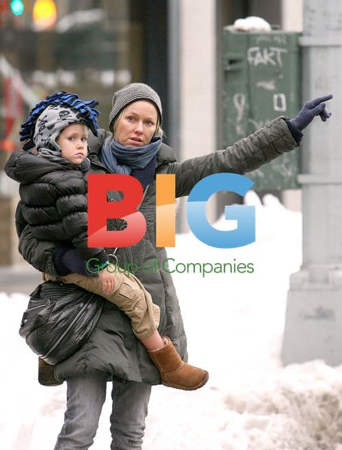 Naomi Watts and son Alexander brave weather in NYC