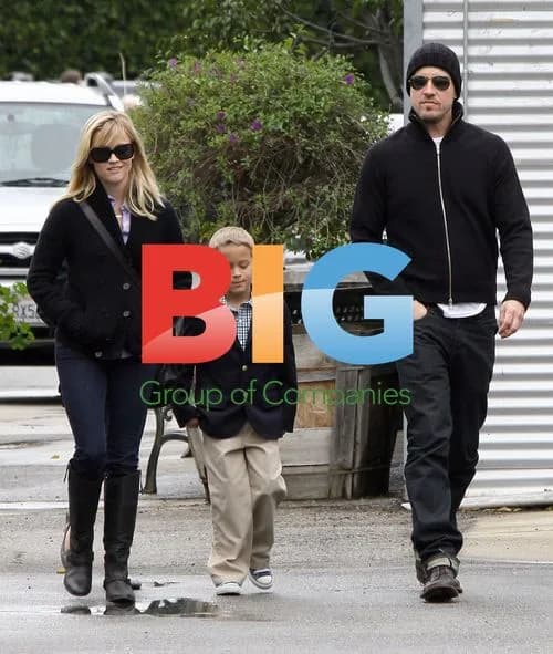 Reese Witherspoon and family leaving church