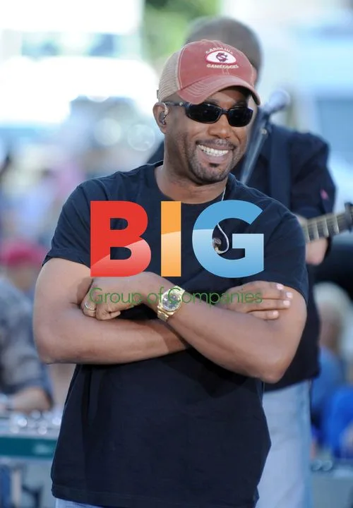 Darius Rucker Performs on CBS Early Show