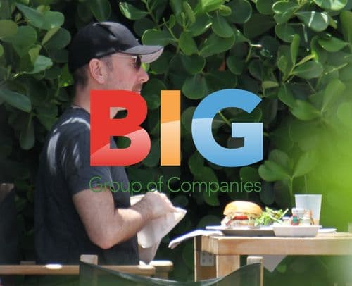U2 Guitarist The Edge Has Lunch in Miami