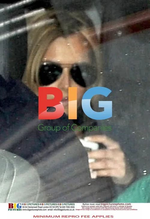 Cheryl Cole Leaving London Hotel