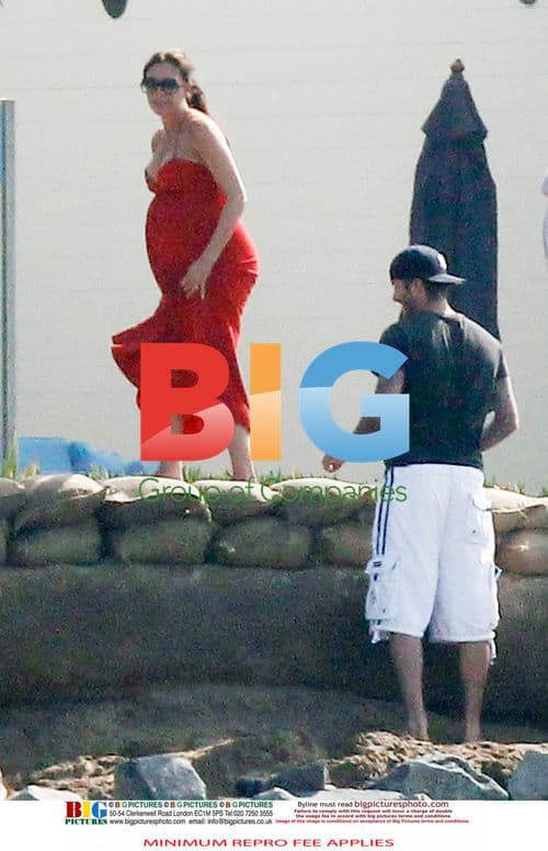 Beckham Family Celebrates Anniversary